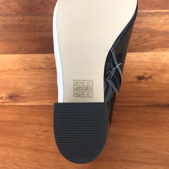 Nasty Gal black and white faux patent booties - Picture 3 of 4